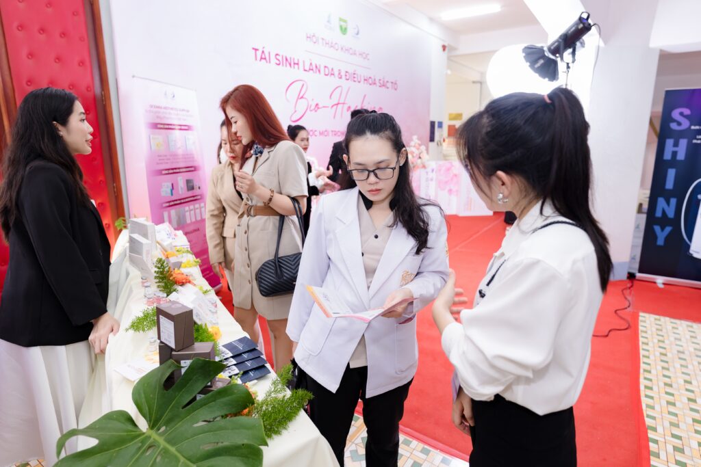 Tái sinh làn da & Điều hoà sắc tố: Bio-hacking chiến lược mới trong ứng dụng điều trị