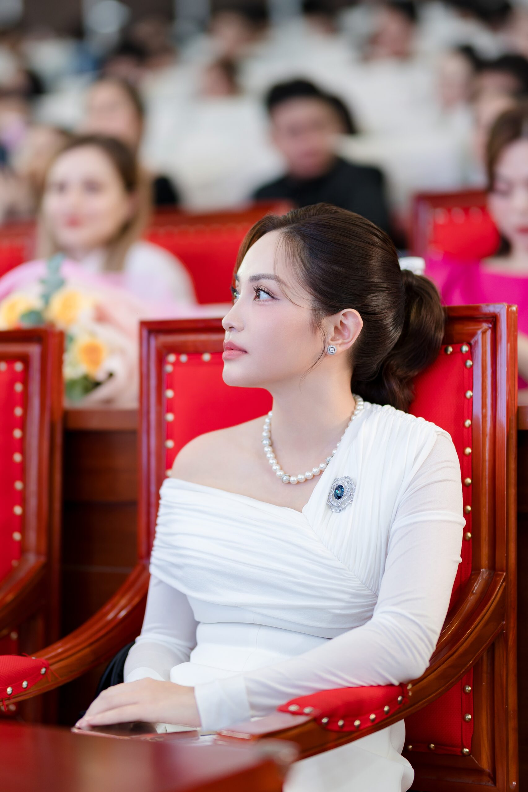 Tái sinh làn da & Điều hoà sắc tố: Bio-hacking chiến lược mới trong ứng dụng điều trị